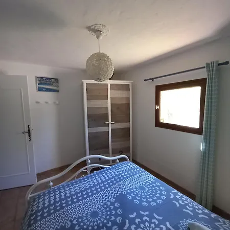 60 M2 Climatise 2 Adultes Max Et 2 Enfants Piscine Partagee Porto-Vecchio (Corsica)