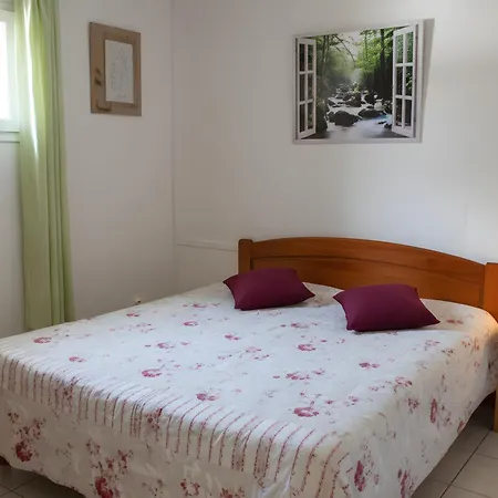 60 M2 Climatise 2 Adultes Max Et 2 Enfants Piscine Partagee Apartmán Porto-Vecchio (Corsica)