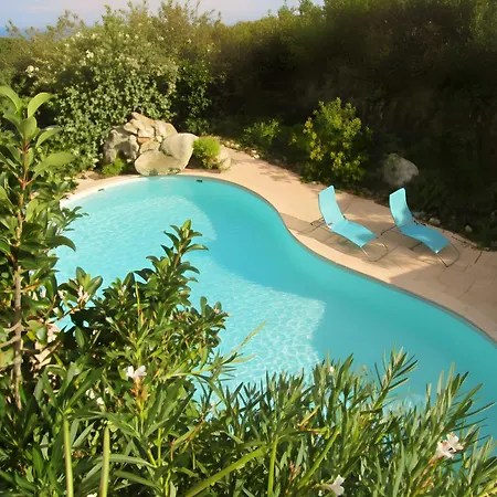 60 M2 Climatise 2 Adultes Max Et 2 Enfants Piscine Partagee Apartment Porto-Vecchio (Corsica)